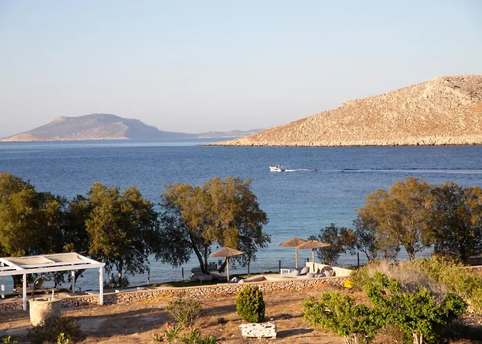 Blu Majestic * Chalki Town